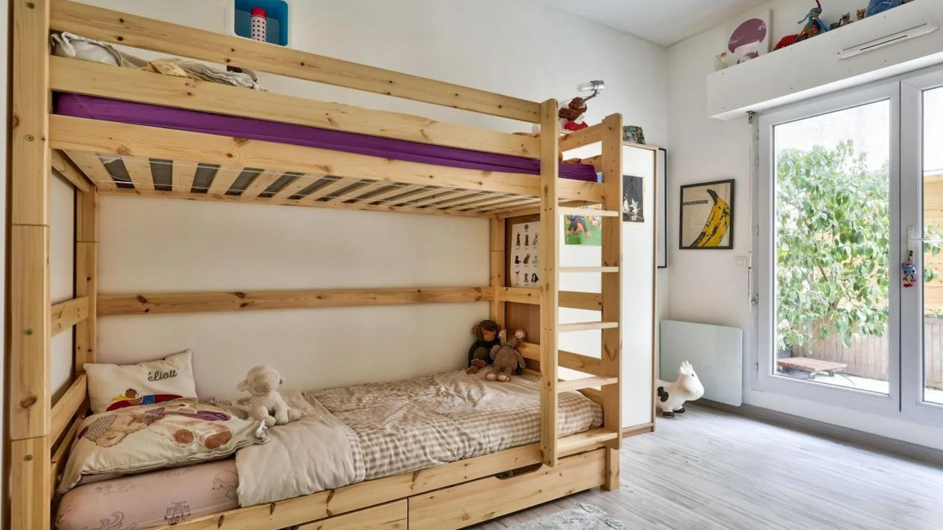 Family Apartment With Garden Paris